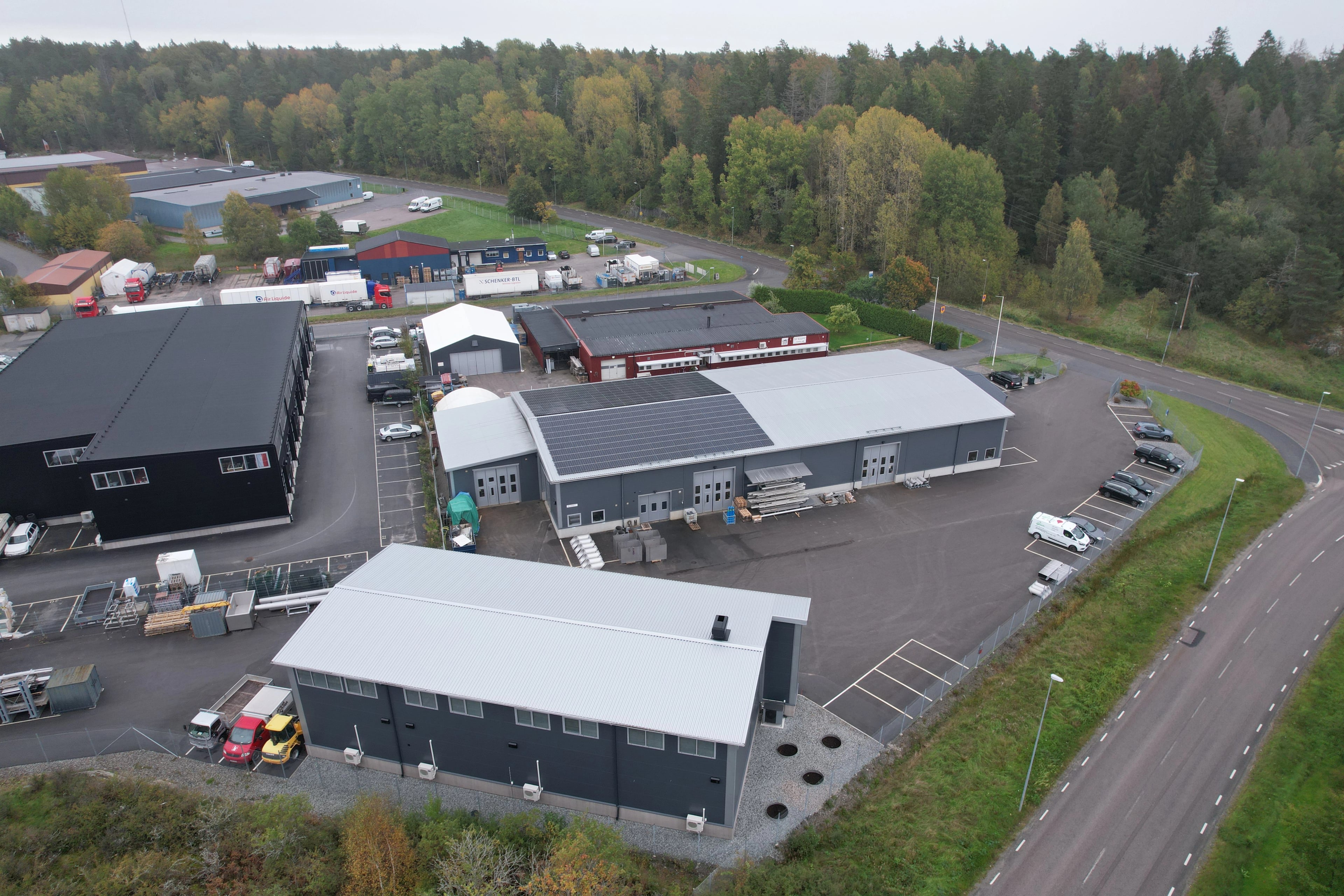 solceller på en solcellsanläggning i Järna