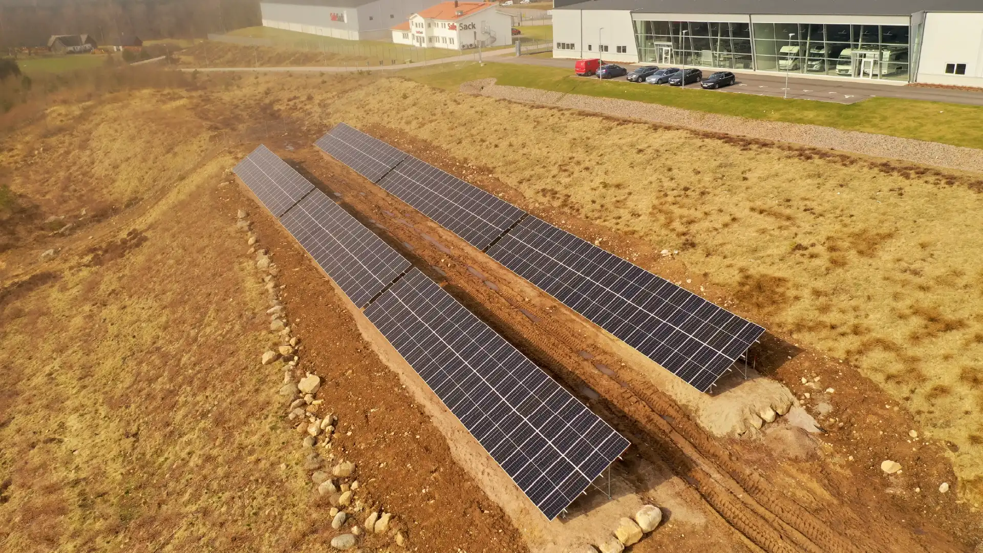 Solceler Solcellspaneler för tak och markanläggning - Sesol